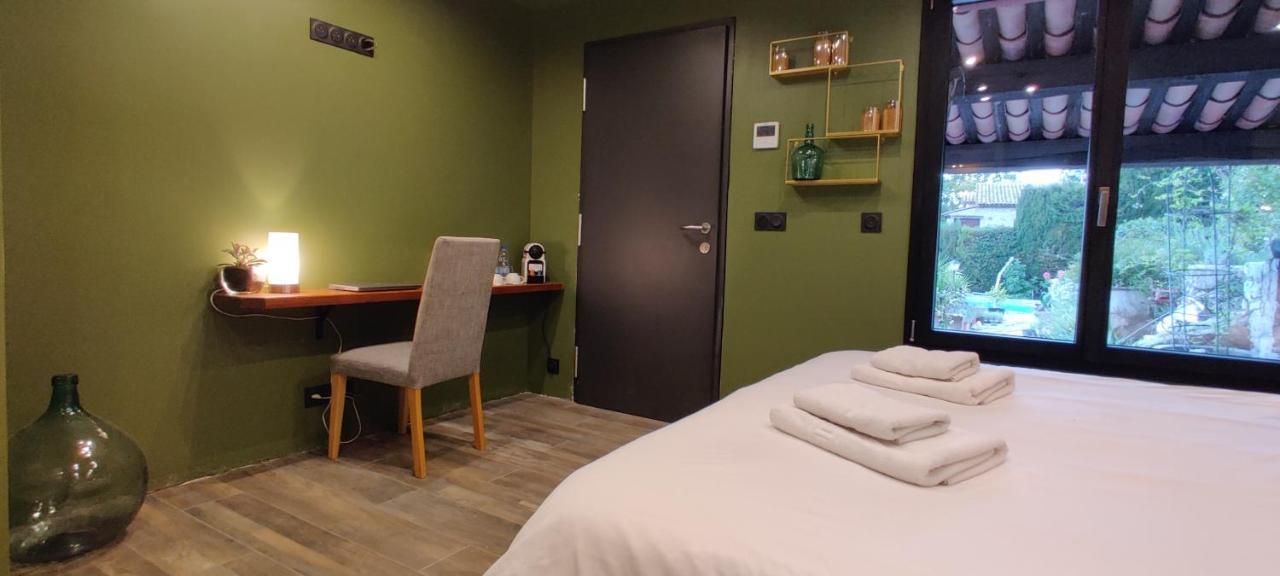 Bed and Breakfast Mas Des Buscades Cabris Zewnętrze zdjęcie